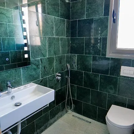 Sea View Hotel 3*